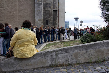 Rad pred Dómom sv. Martina počas Dňa otvorených dverí pri príležitosti Dní európskeho kultúrneho dedičstva 2012