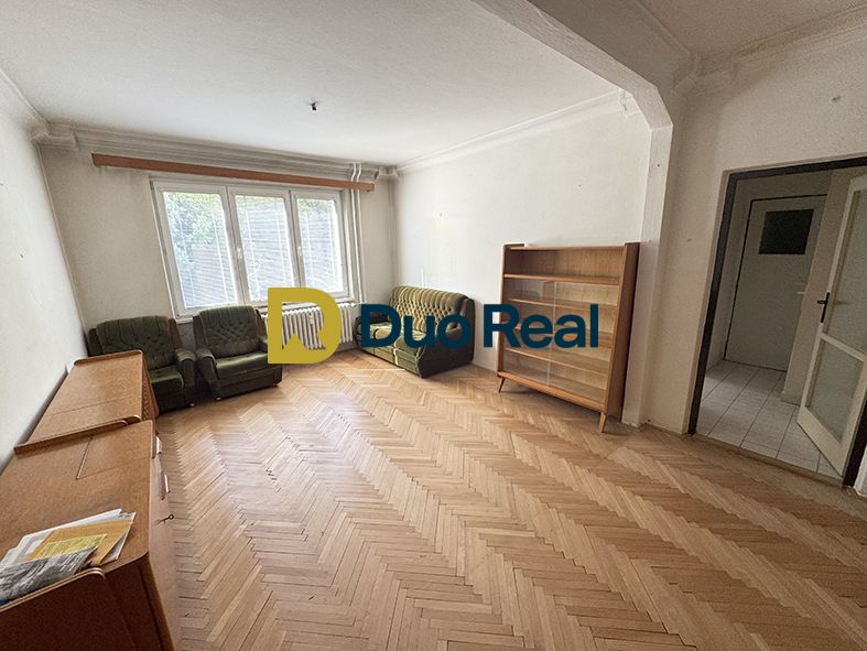 2,5 – izbový byt na Sklenárovej ulici v Bratislave, m.č. Ružinov