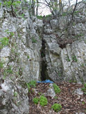 Vchod do jaskyne Malá skala - Malé Karpaty
