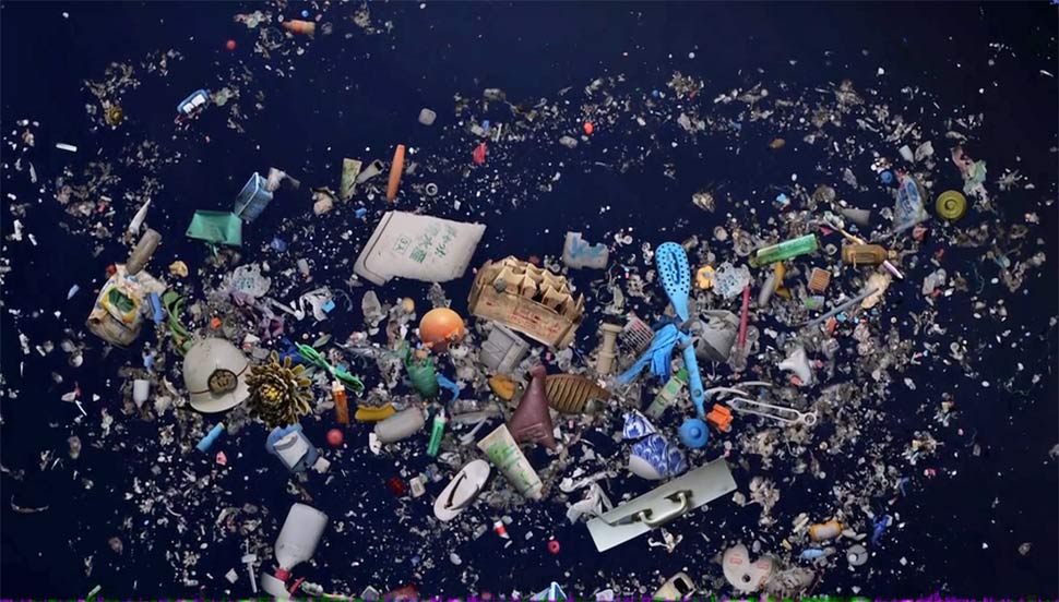 Z filmu Oceány: Záhada zmiznutých plastov